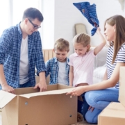 3 Guys Moving